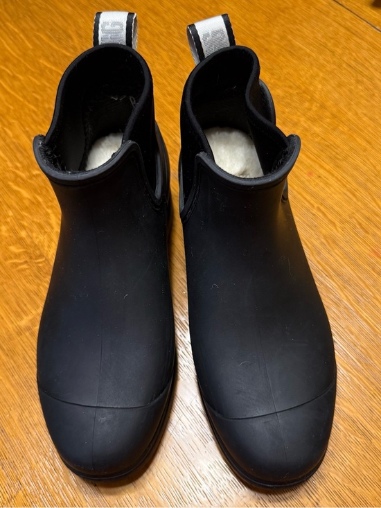 UGG Shoes - UGG Black Ankle Boots with White Fleece Lining